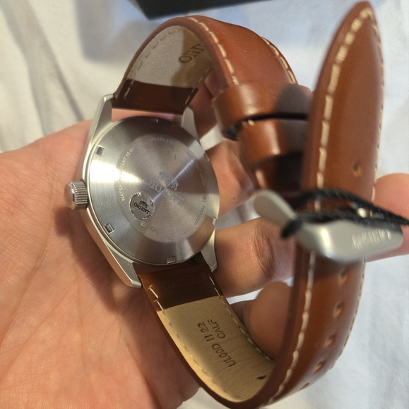 Orient Defender RA-AK0405Y10B Automatic Watch with Salmon dial - Picture 8 of 8